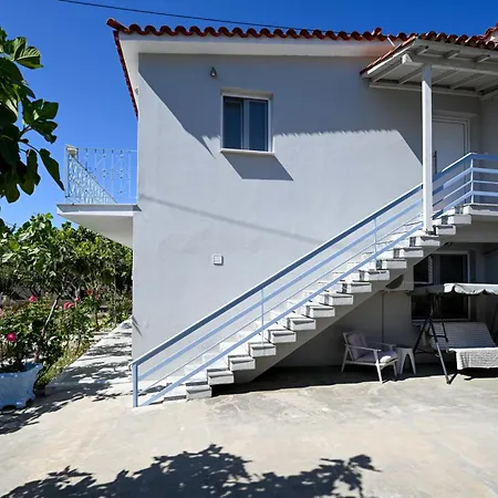 Anchor アパート トロウロス